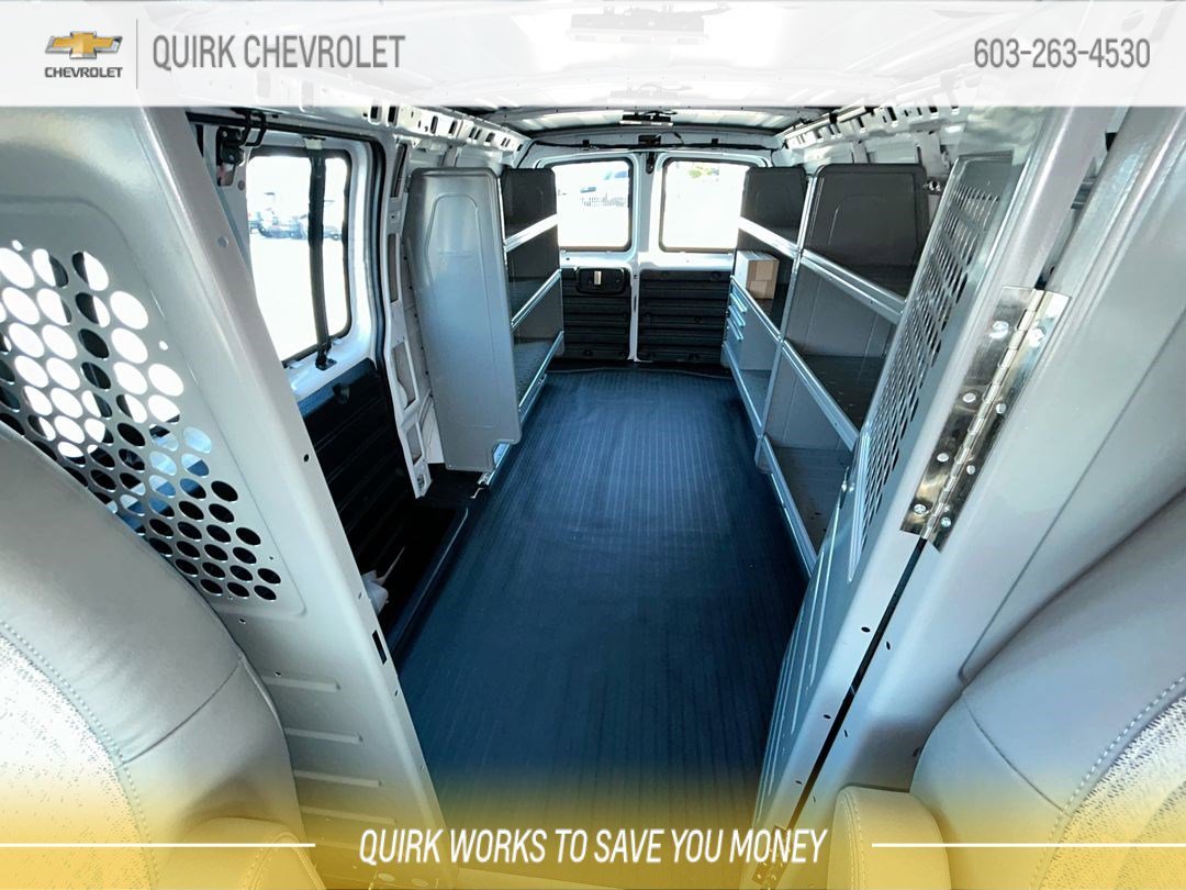 2025 Chevrolet Express Cargo Work Van - Photo 19