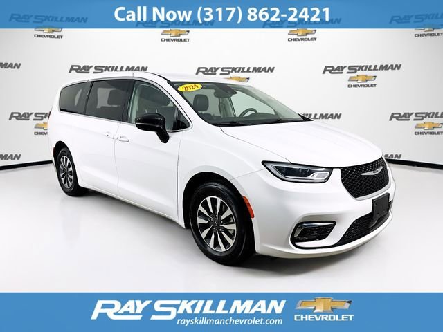 2024 Chrysler Pacifica PHEV Select