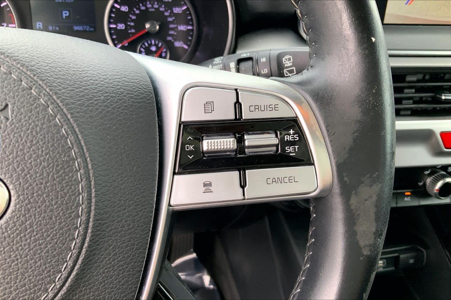 Used 2020 Sangria Kia LX image 23