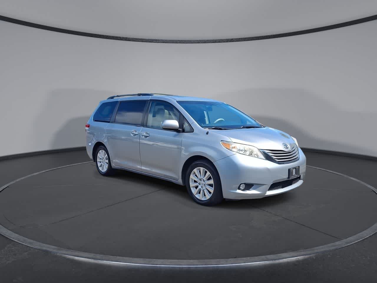 Used 2013 Toyota Sienna Limited with VIN 5TDDK3DC0DS066228 for sale in Eatontown, NJ