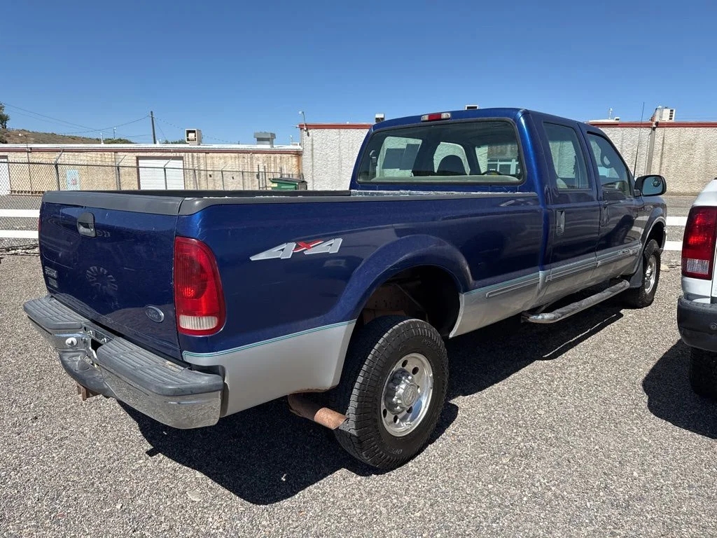 Used 1999 Deep Wedgewood Blue Clearcoat Metallic Ford XL image 22