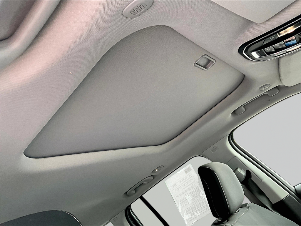 Used 2023 Baltic Gray Metallic Clearcoat Jeep Laredo image 22