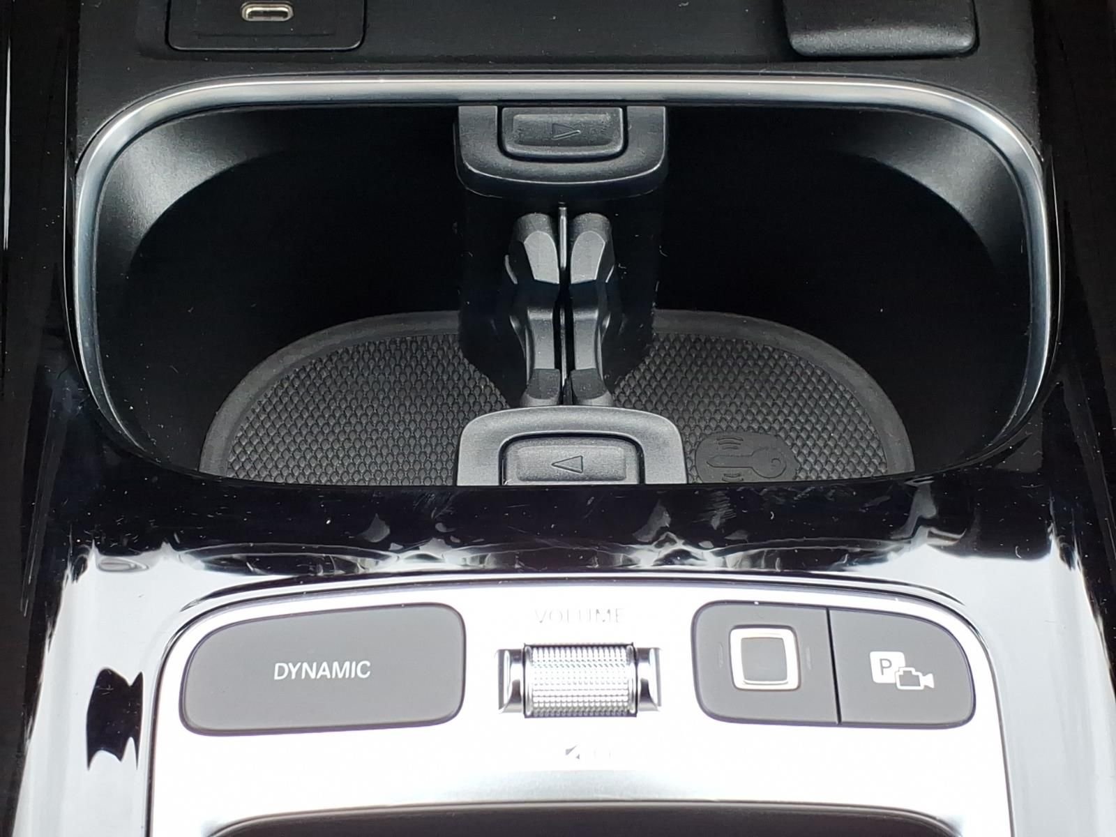 Certified Used 2025  Mercedes-Benz GLA 250 image 20