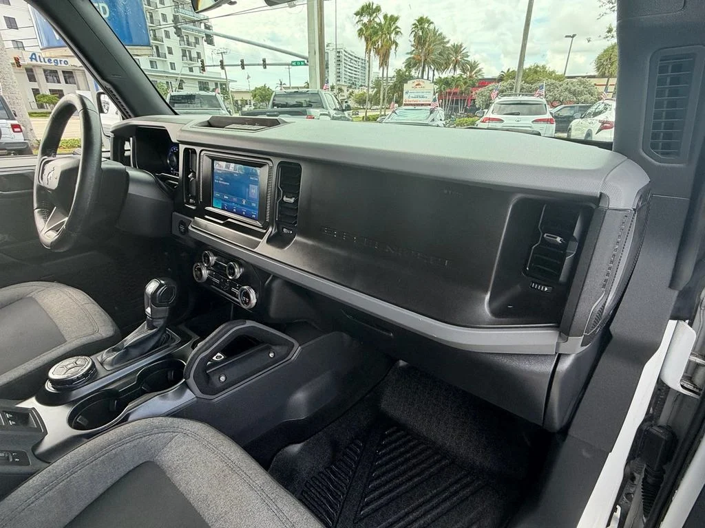 Used 2021 Cactus Green / Gray Ford Big Bend image 17