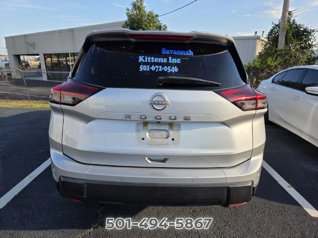 Used 2024 Silver Nissan S image 5