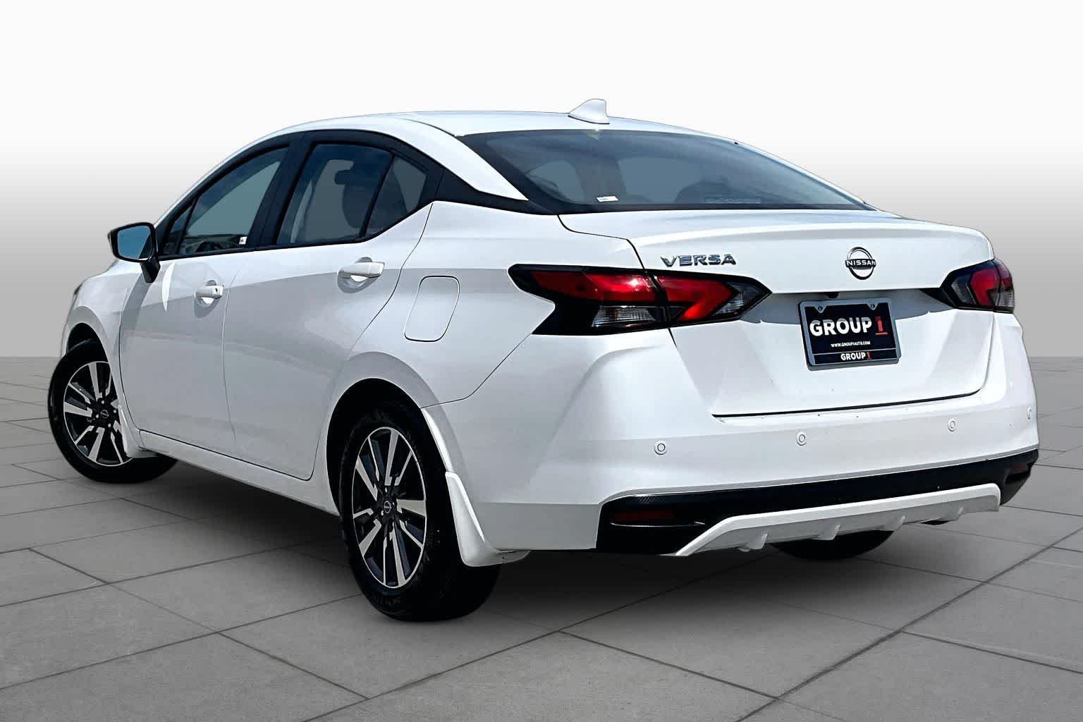 2025 Nissan Versa Sedan SV - Photo 12