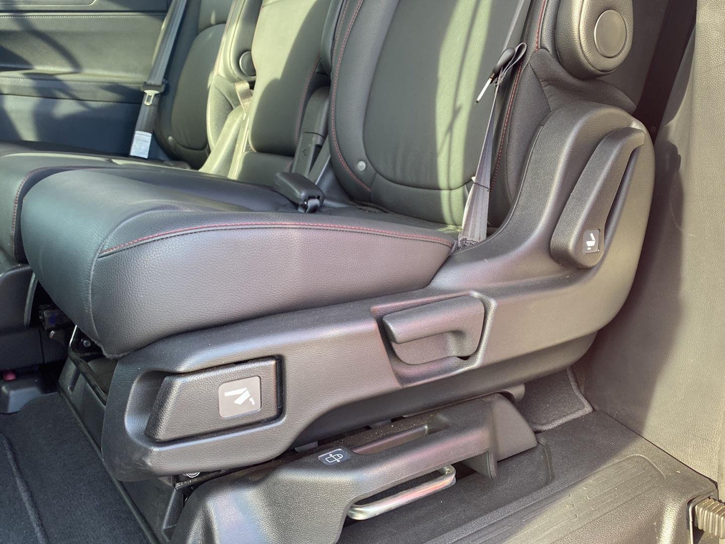 2025 Honda Odyssey Sport L - Photo 16