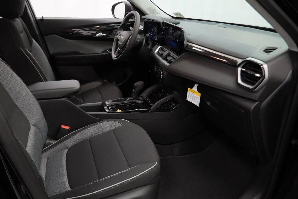 New 2026 Mosaic Black Metallic Chevrolet LS image 36