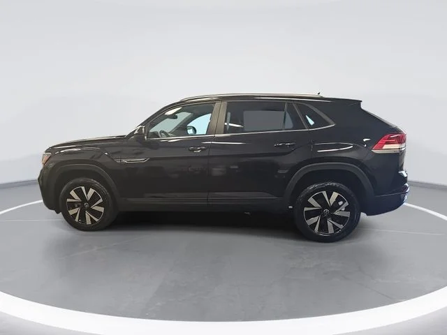 Used 2023 Black Volkswagen 2.0T SE image 6