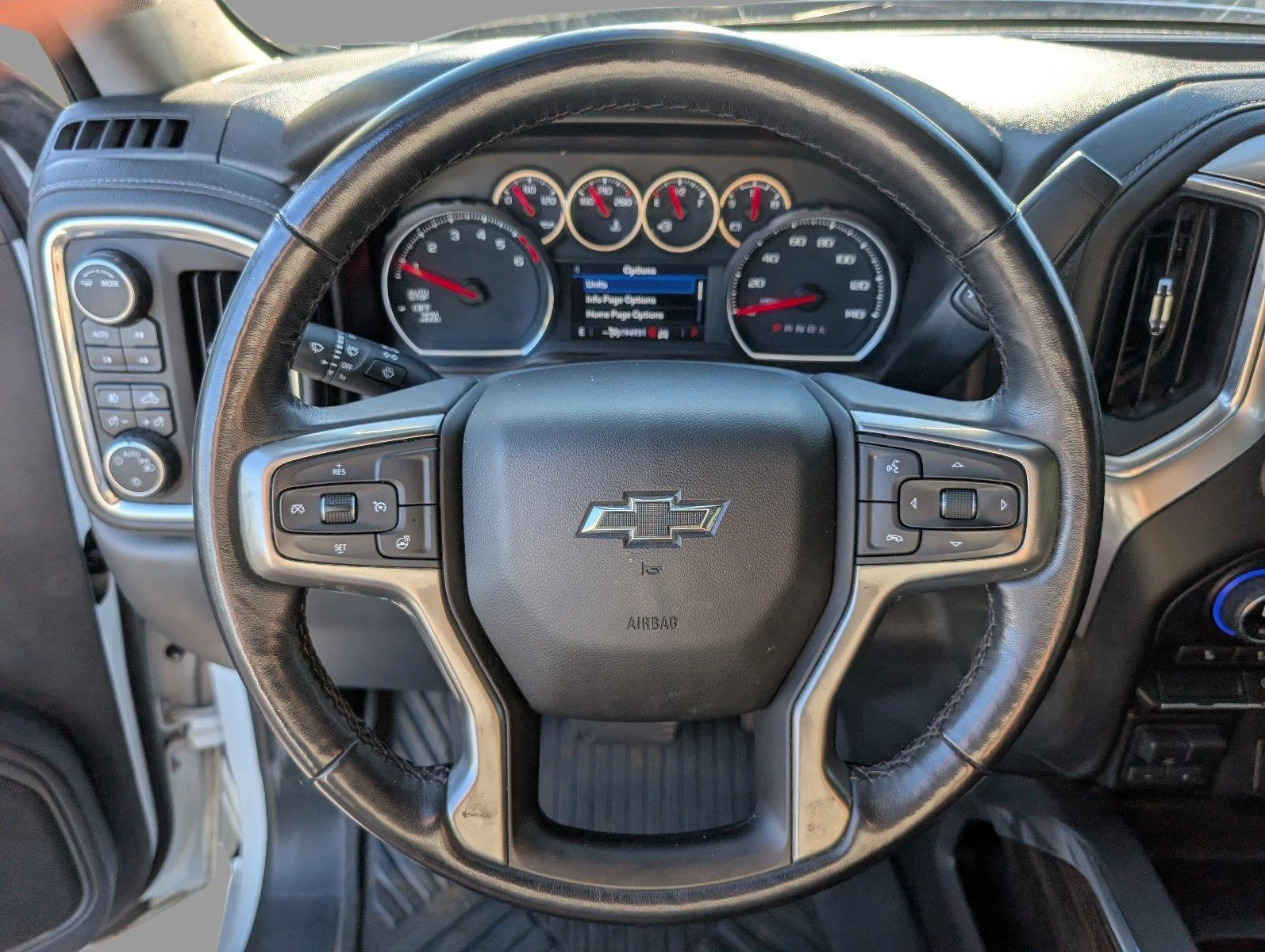 Used 2021 Summit White Chevrolet RST image 27