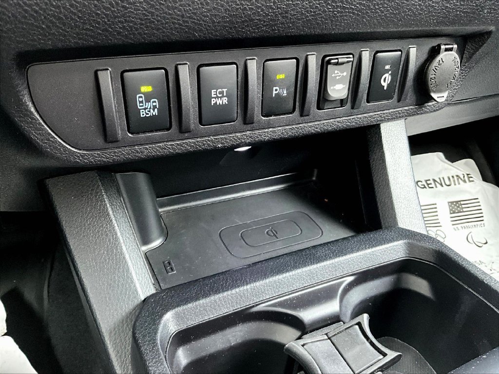 Used 2016 Red Toyota TRD Off-Road image 17