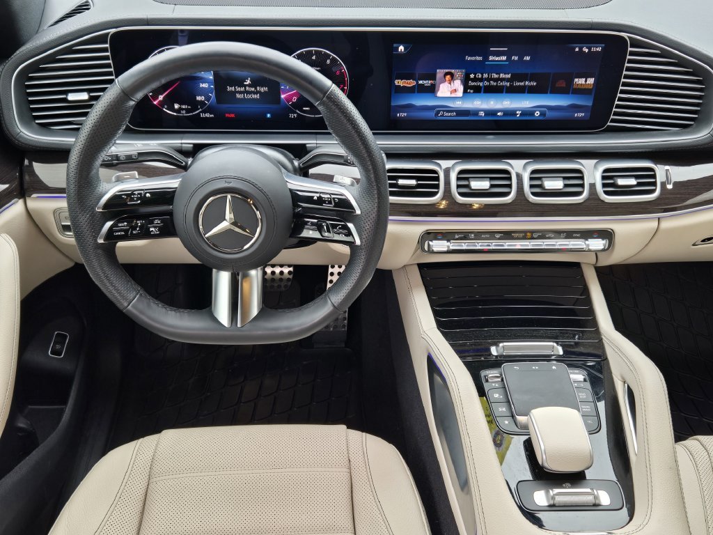 Used 2024 White Mercedes-Benz GLS 450 image 26