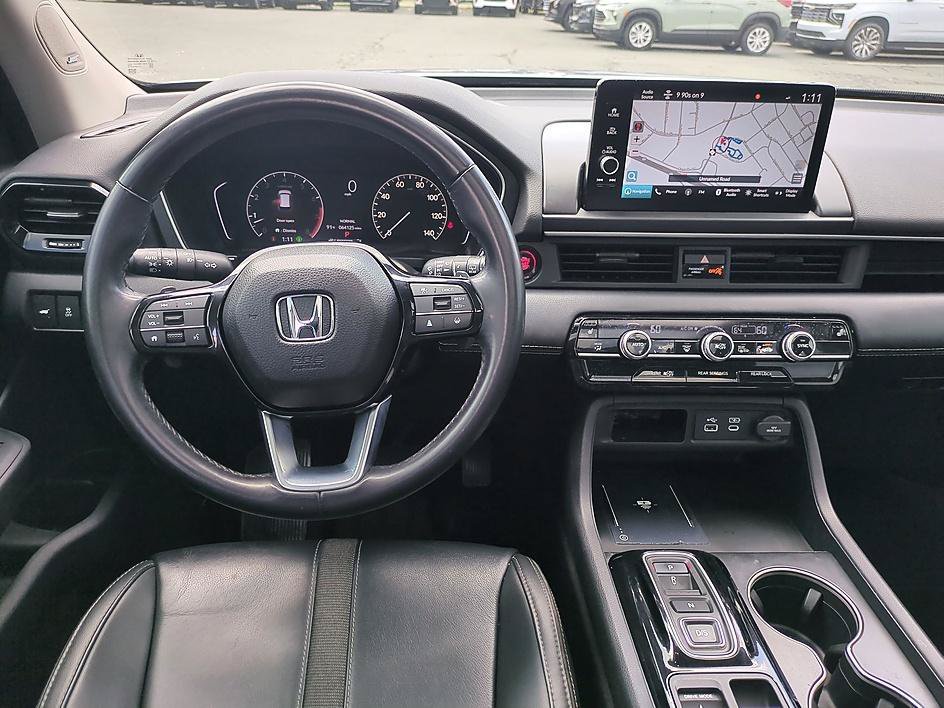 Used 2024 Modern Steel Metallic Honda Touring image 30
