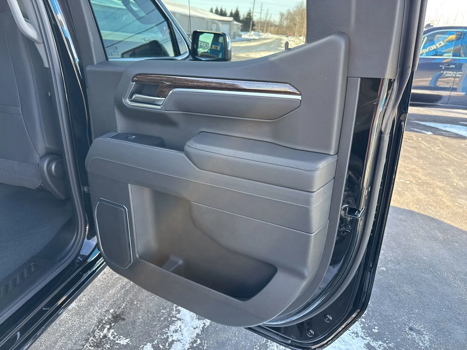 2026 GMC Sierra 1500 SLE - Photo 19