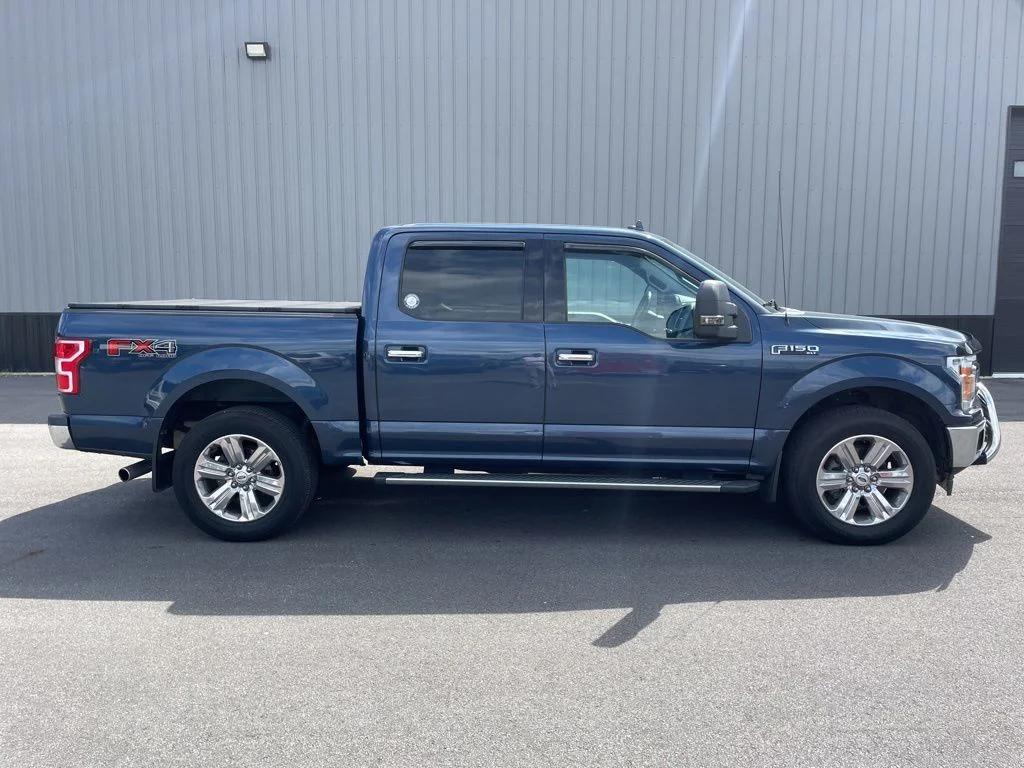 Used 2018 Blue Ford XLT image 6