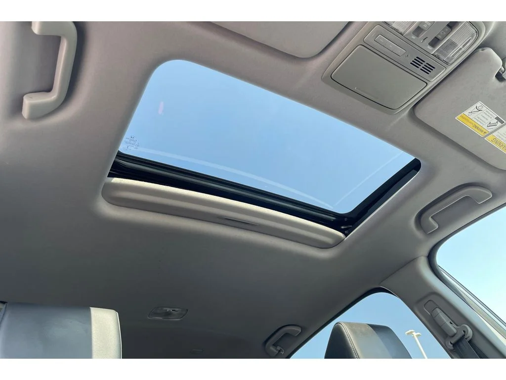 Used 2021 Sonic Gray Pearl Honda Touring image 20