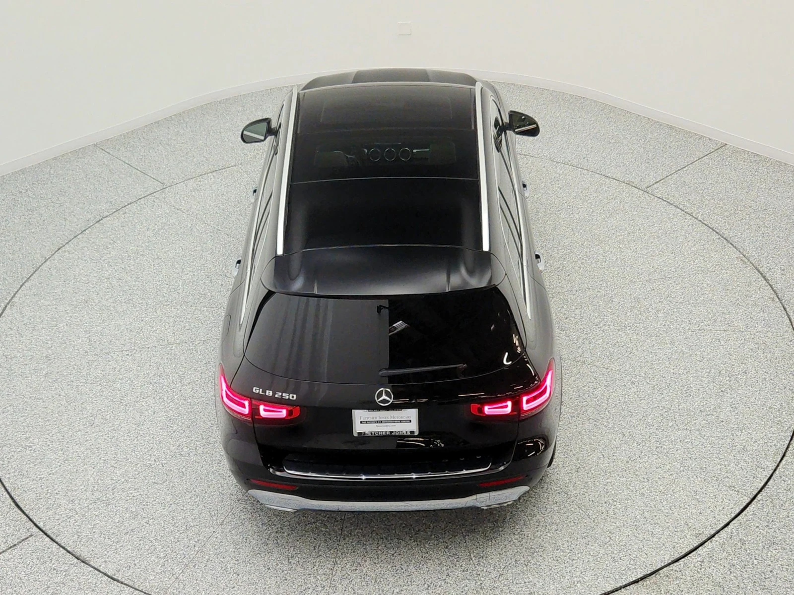 Used 2023 Night Black Mercedes-Benz GLB 250 SUV image 28