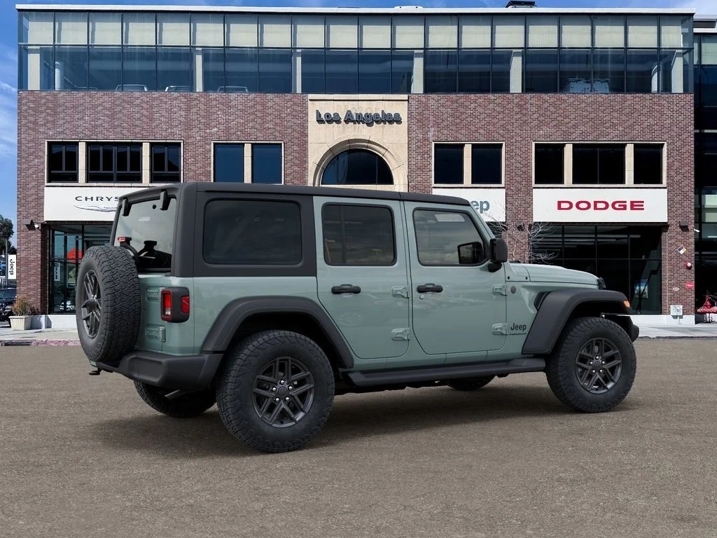 New 2026 Earl Clearcoat Jeep Sport S image 4