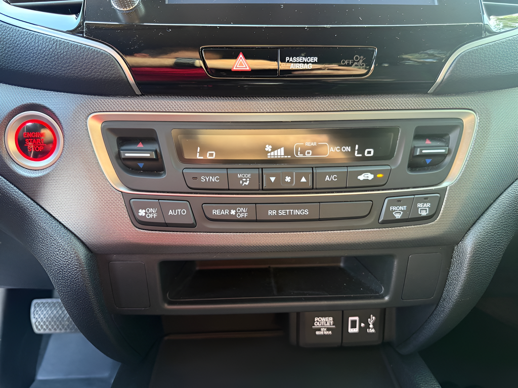 Used 2021  Honda Sport image 27