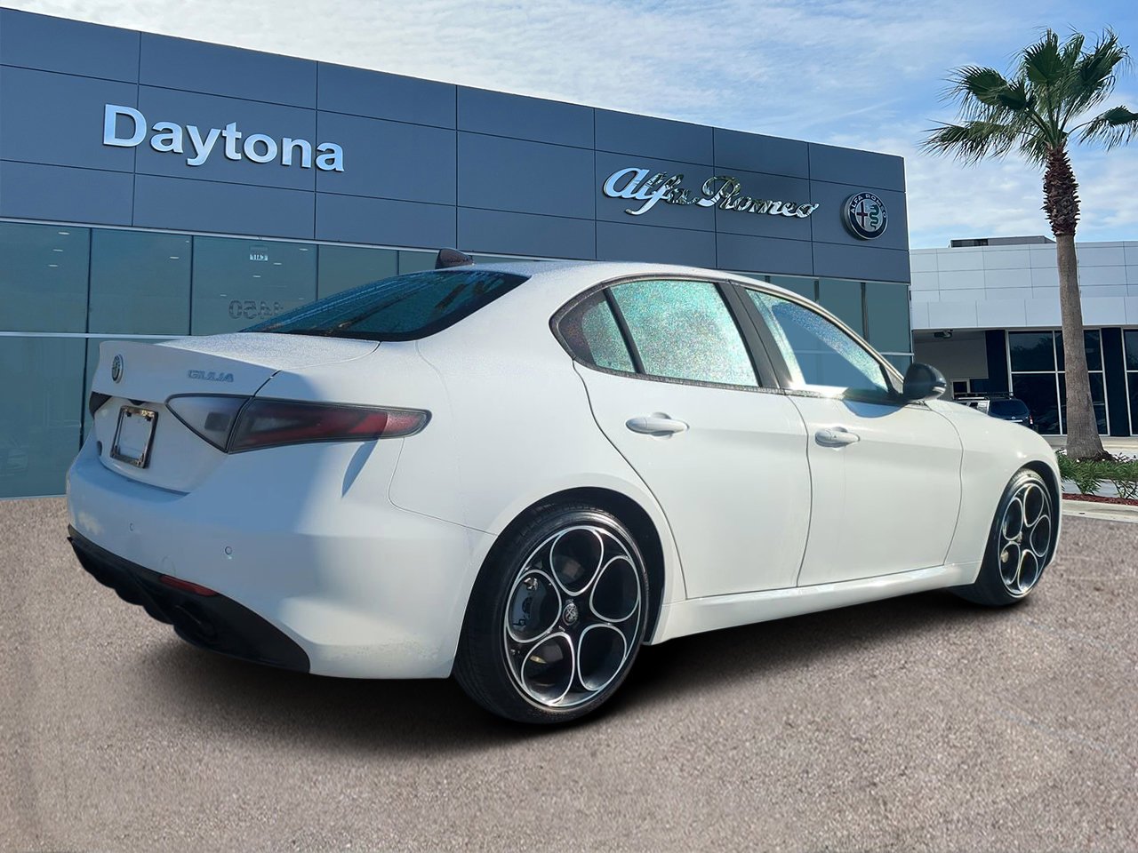 New 2025 Milano White Alfa Romeo  image 3