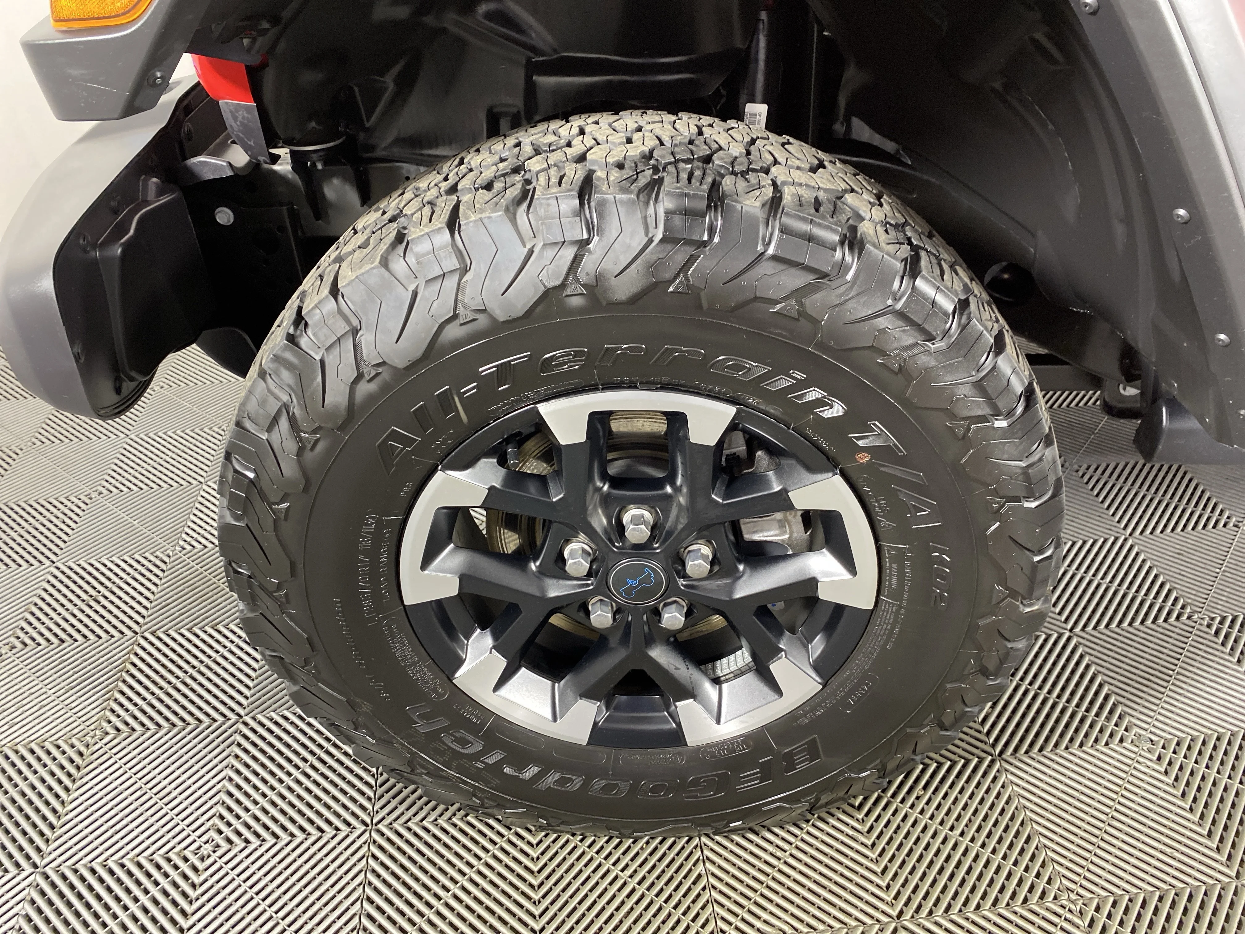 Used 2025 Firecracker Red Clearcoat Jeep Rubicon image 12