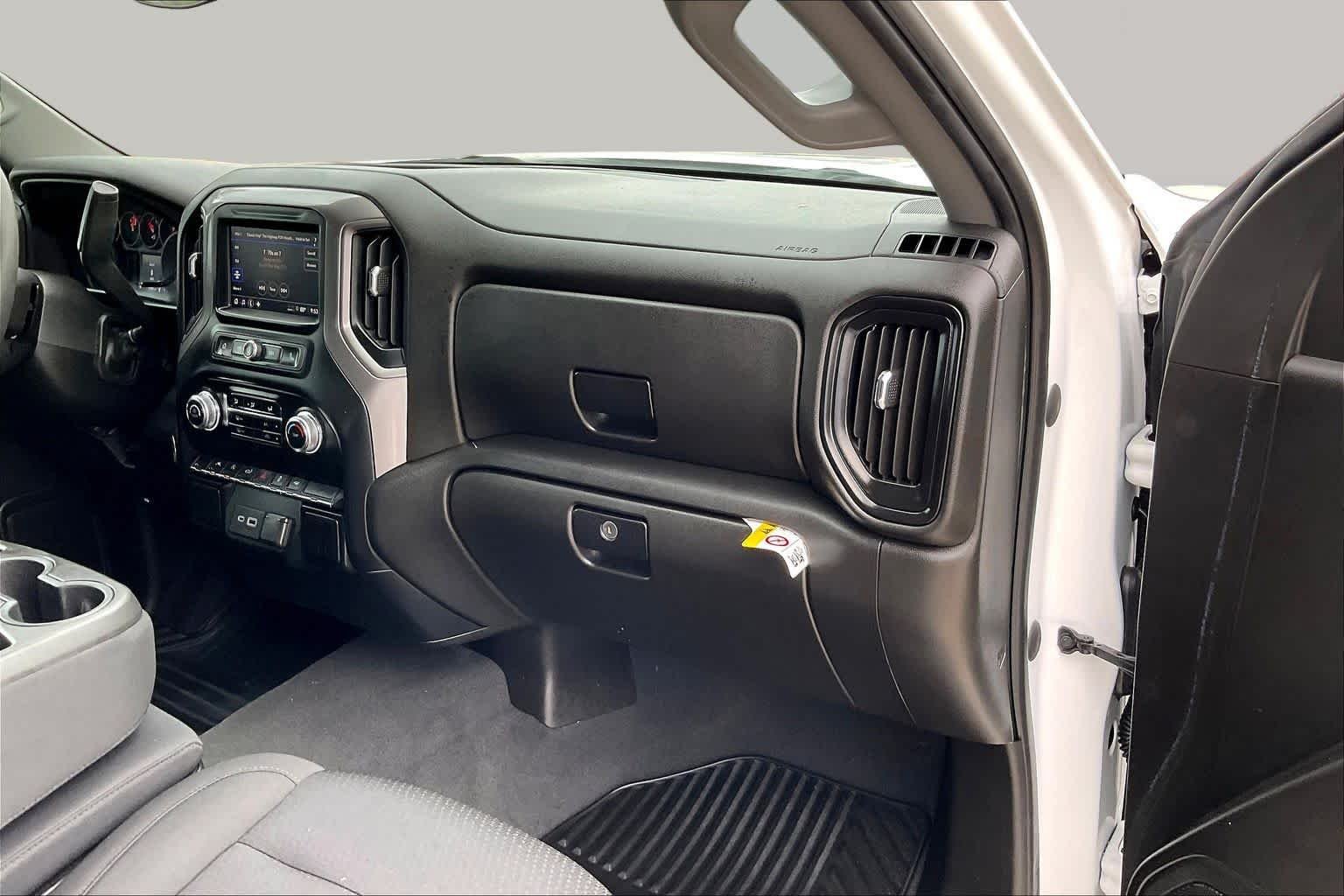 Used 2023 Summit White GMC Pro image 18