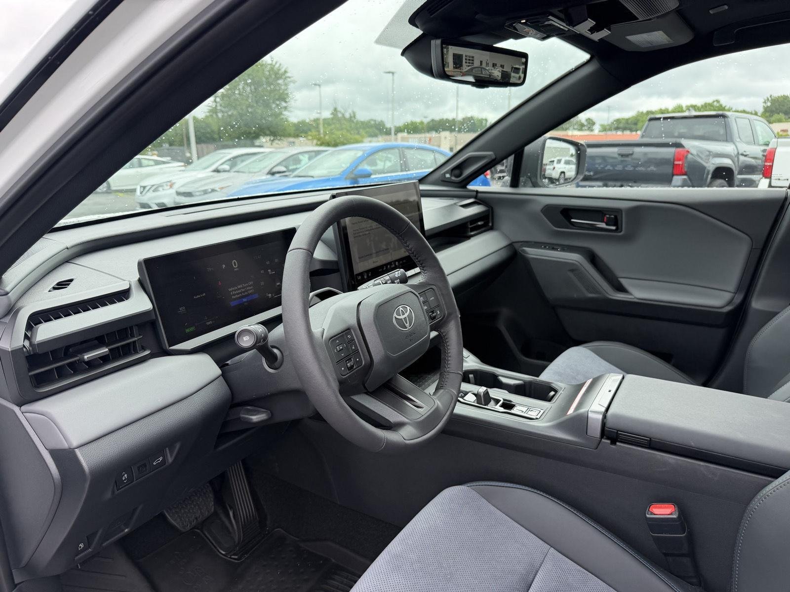 Used 2026 Wind Chill Pearl w/Midnight Black Metallic Roof Toyota XSE image 13