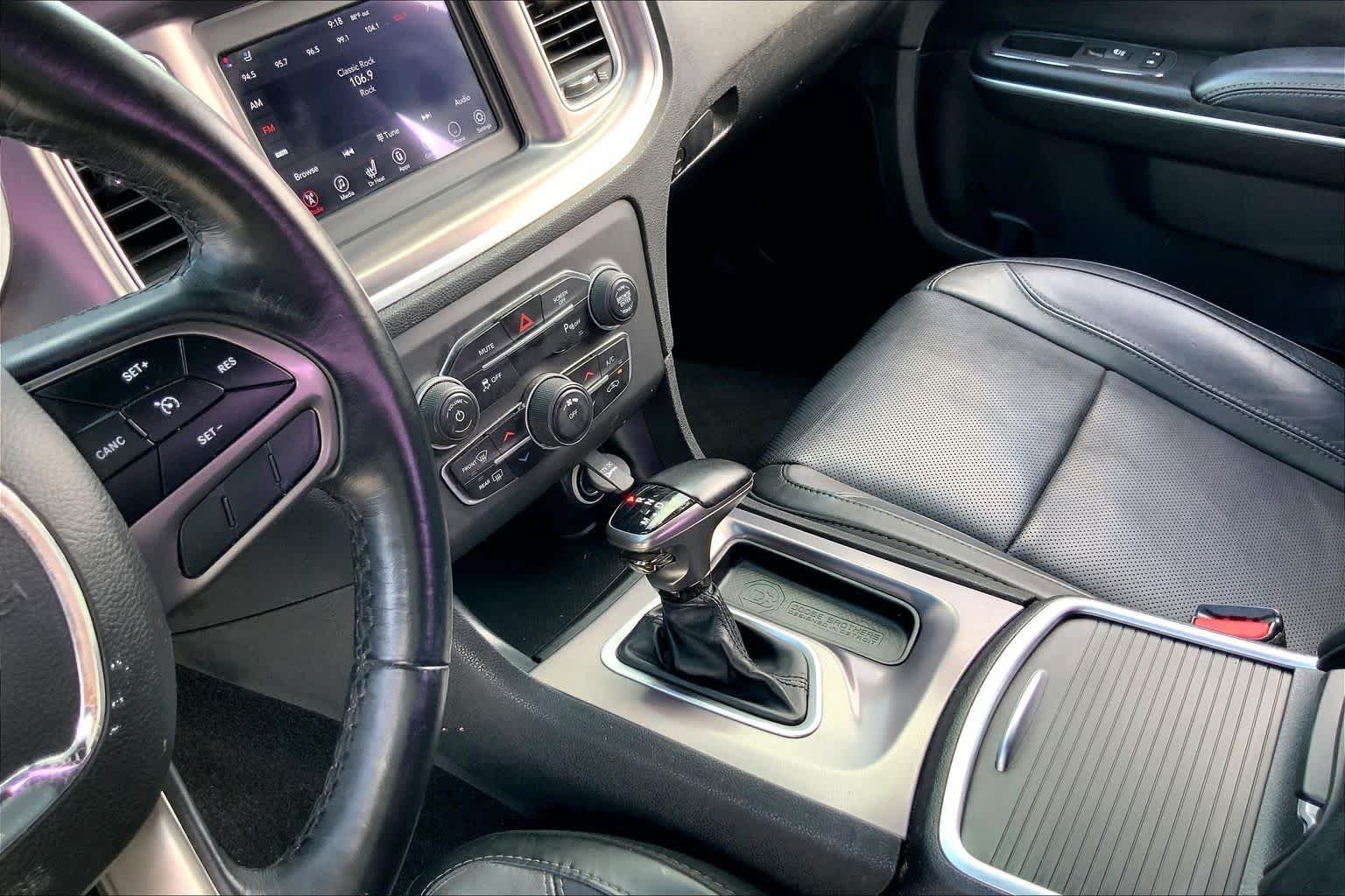 Used 2021 White Knuckle Clearcoat Dodge SXT image 16