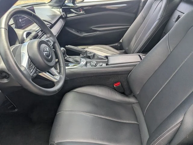2025 Mazda MX-5 Miata RF Grand Touring - Photo 12