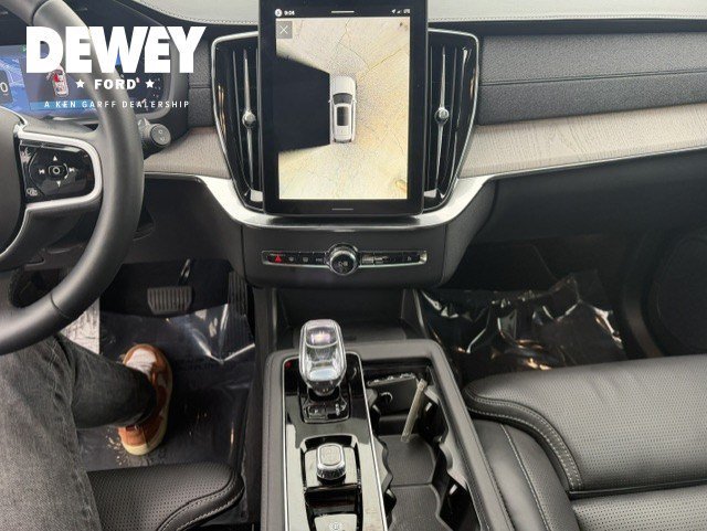 Used 2026 Gray Metallic Volvo Ultra Dark Theme image 17