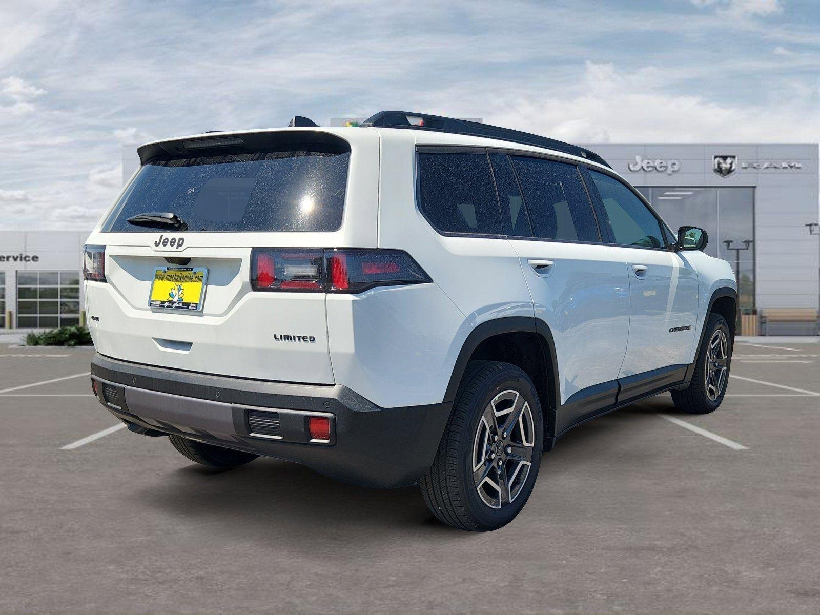 New 2026 Bright White Clear-Coat Exterior Paint Jeep Limited image 5