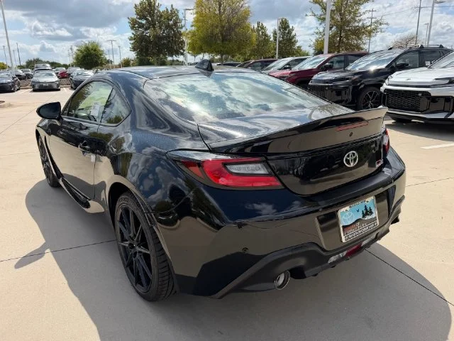 New 2027 Raven Toyota Premium image 4