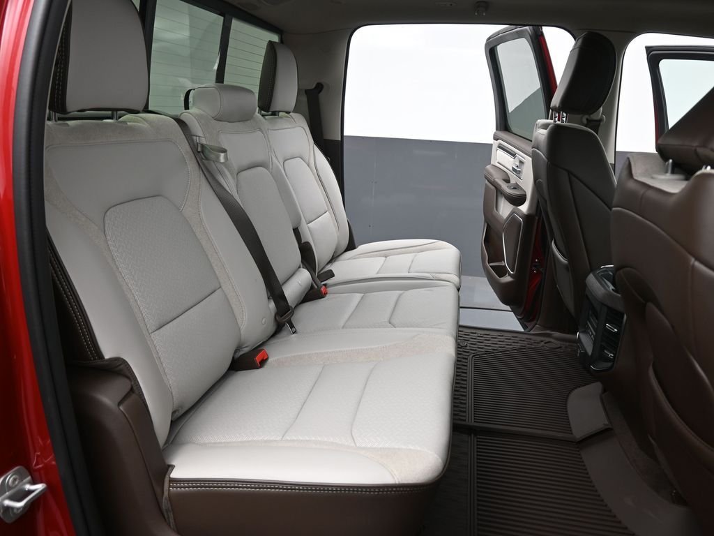 New 2026 Molten Red Pearl-Coat Exterior Paint RAM Laramie image 29