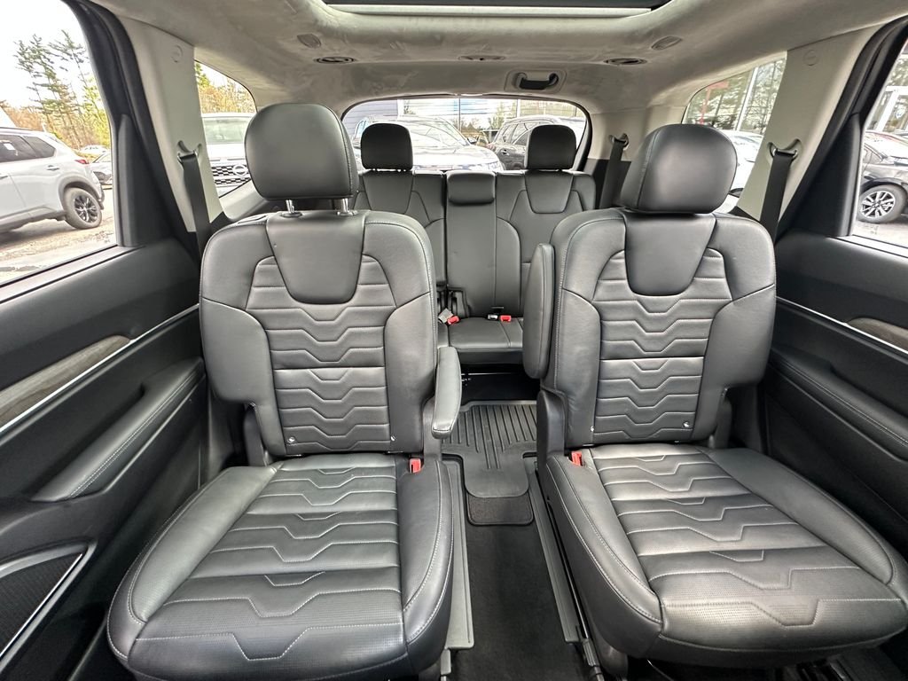 Used 2020 Gray Kia SX image 23
