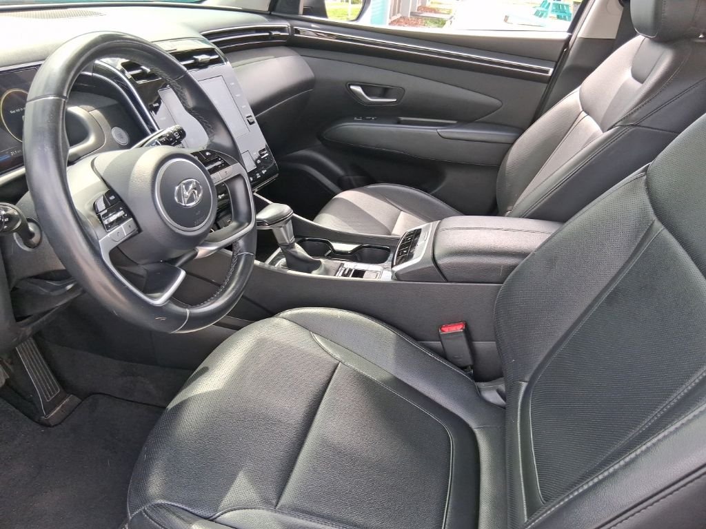 Used 2023 Gray Hyundai SEL image 9