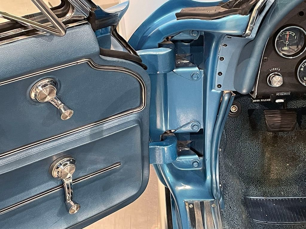 Used 1965 Blue CHEV NA image 57