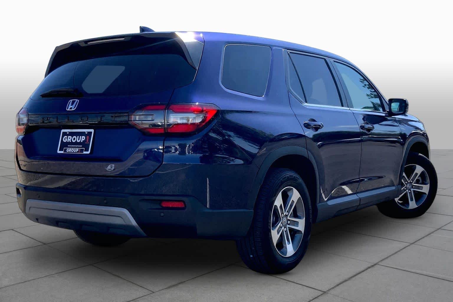 Used 2025 Obsidian Blue Pearl Honda EX-L image 13