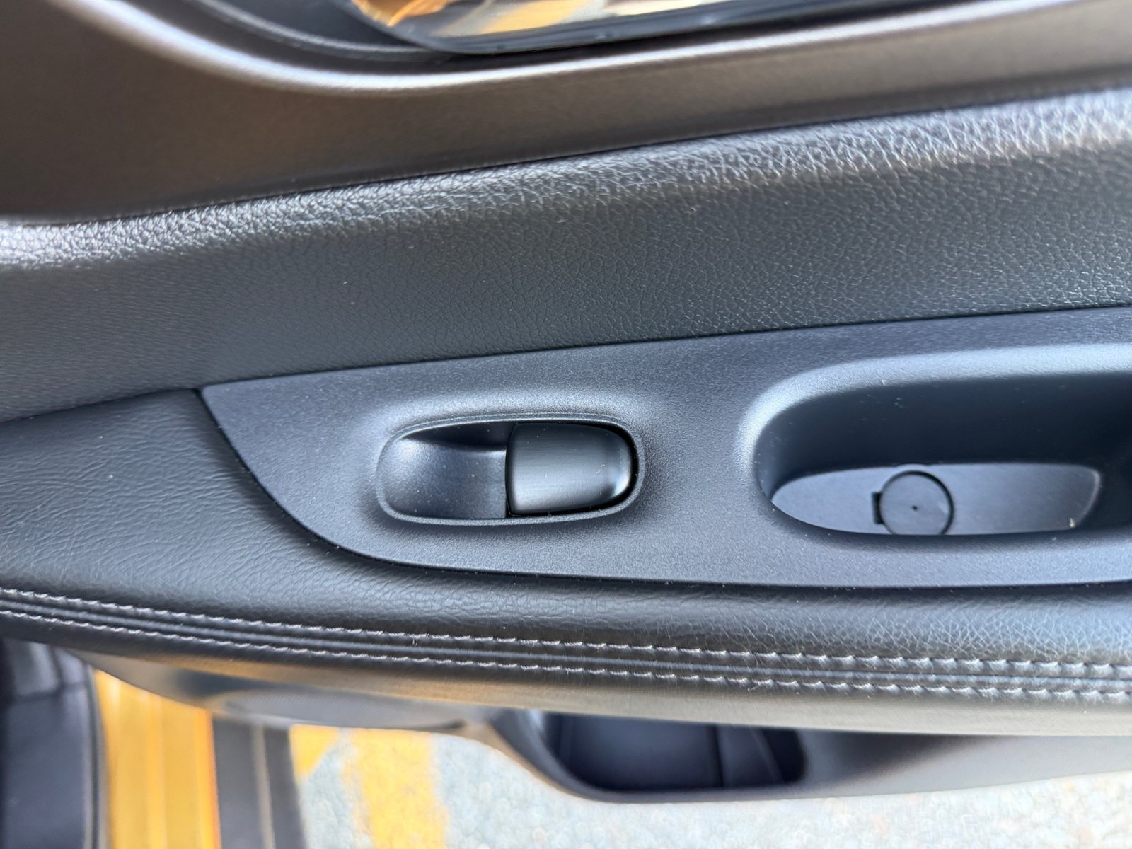 Used 2014 Saharan Sun Nissan S image 34