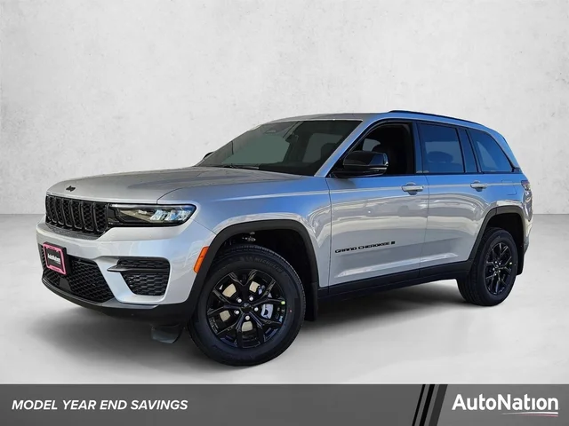 2025 Jeep Grand Cherokee Laredo