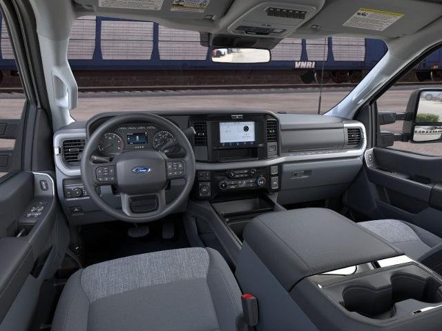 New 2026 Oxford White Ford XLT image 34