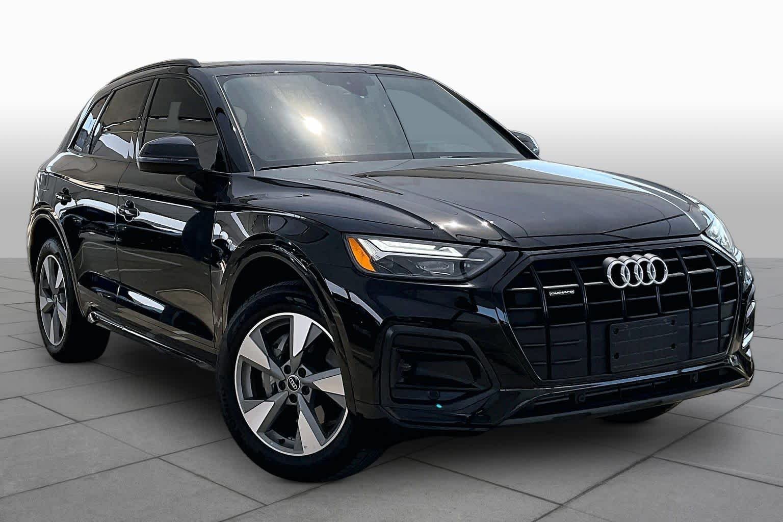 Used 2025 Brilliant Black Audi Premium image 3