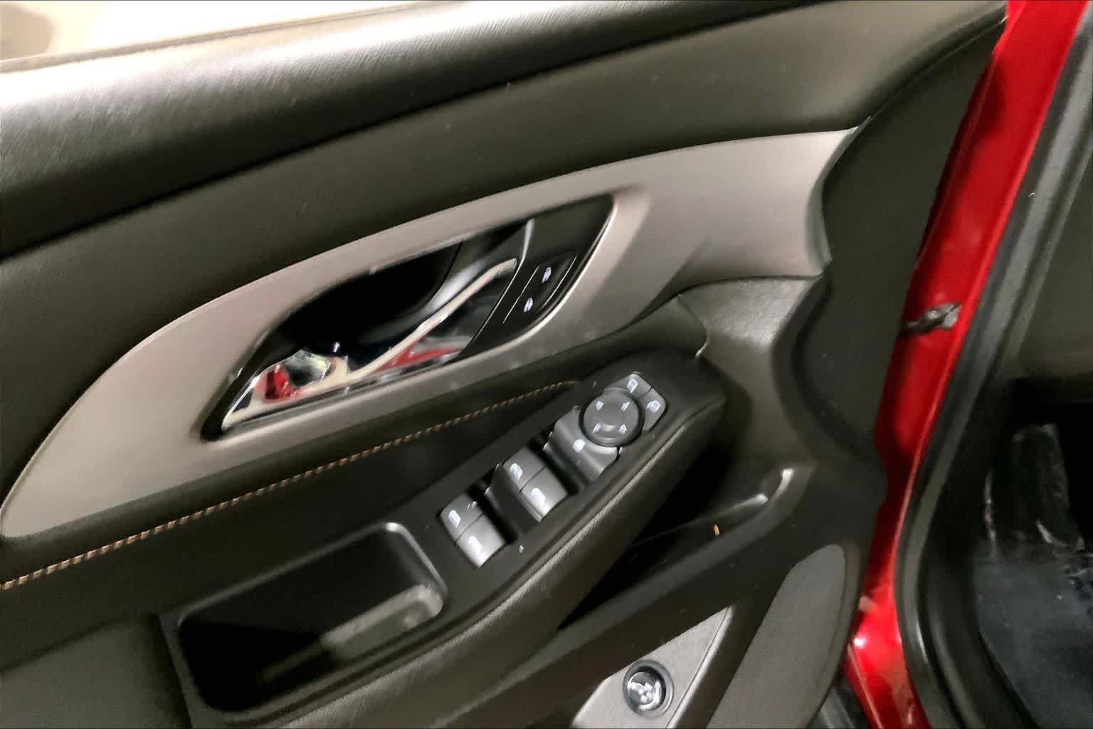 Used 2018 Cajun Red Tintcoat Chevrolet LT Cloth image 36