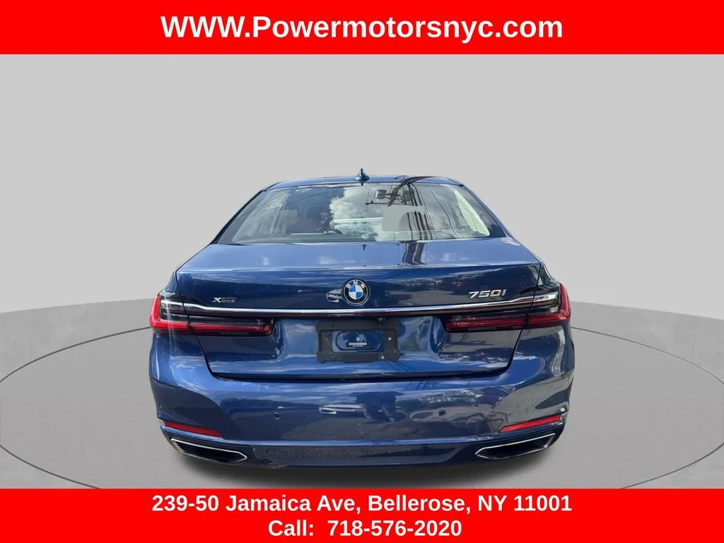 Used 2022 Blue BMW 750i xDrive image 7