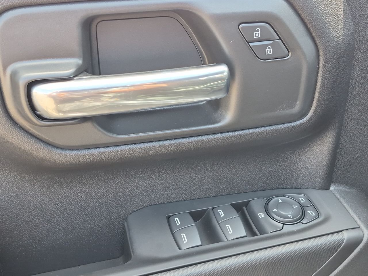2026 Chevrolet Silverado 1500 Custom - Photo 24