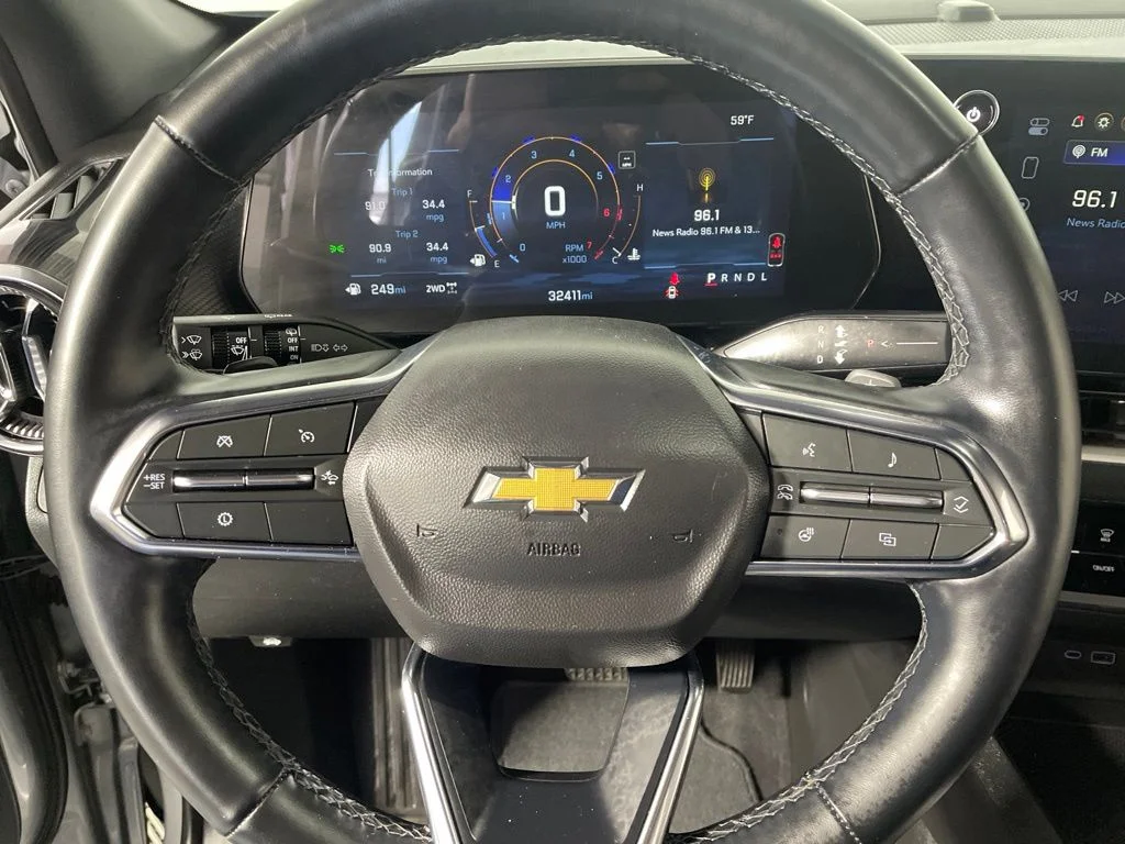 Used 2025 Sterling Gray Metallic Chevrolet LT image 14