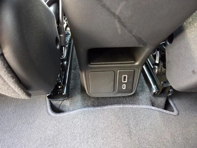 Used 2023 Blue Buick Select image 18