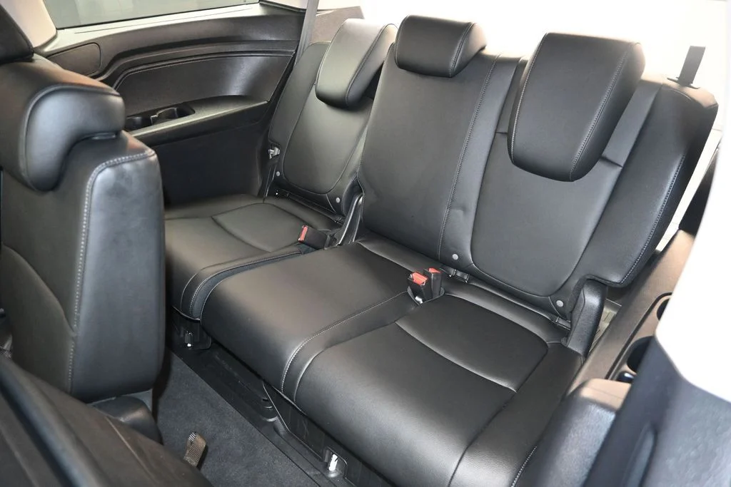 Certified Used 2025 White Honda EX-L image 15