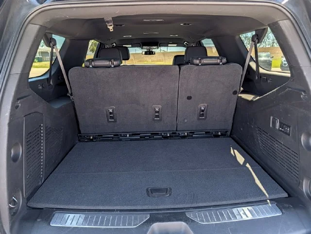 Used 2022 Black GMC Denali image 22