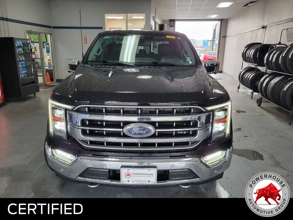 Used 2023 Black Ford Lariat image 9