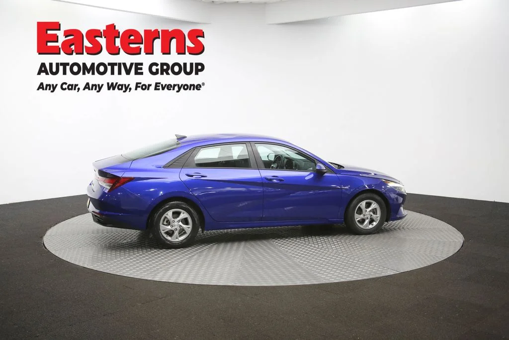 Used 2023 Blue Hyundai SE image 42